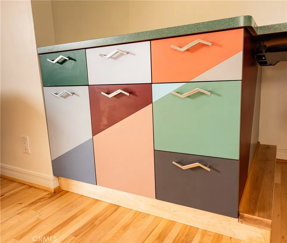 2007 W 180th Place, Torrance, California 90504 home-pic-15